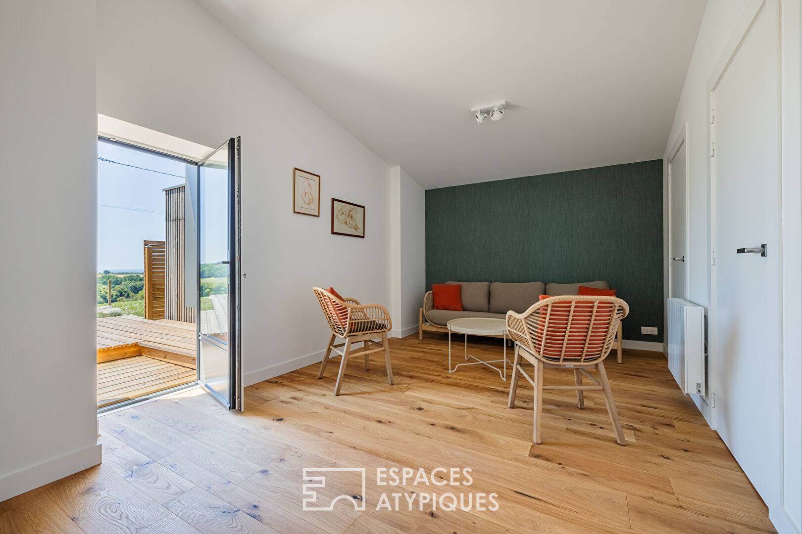 Rénovation moderne à la vue exceptionnelle