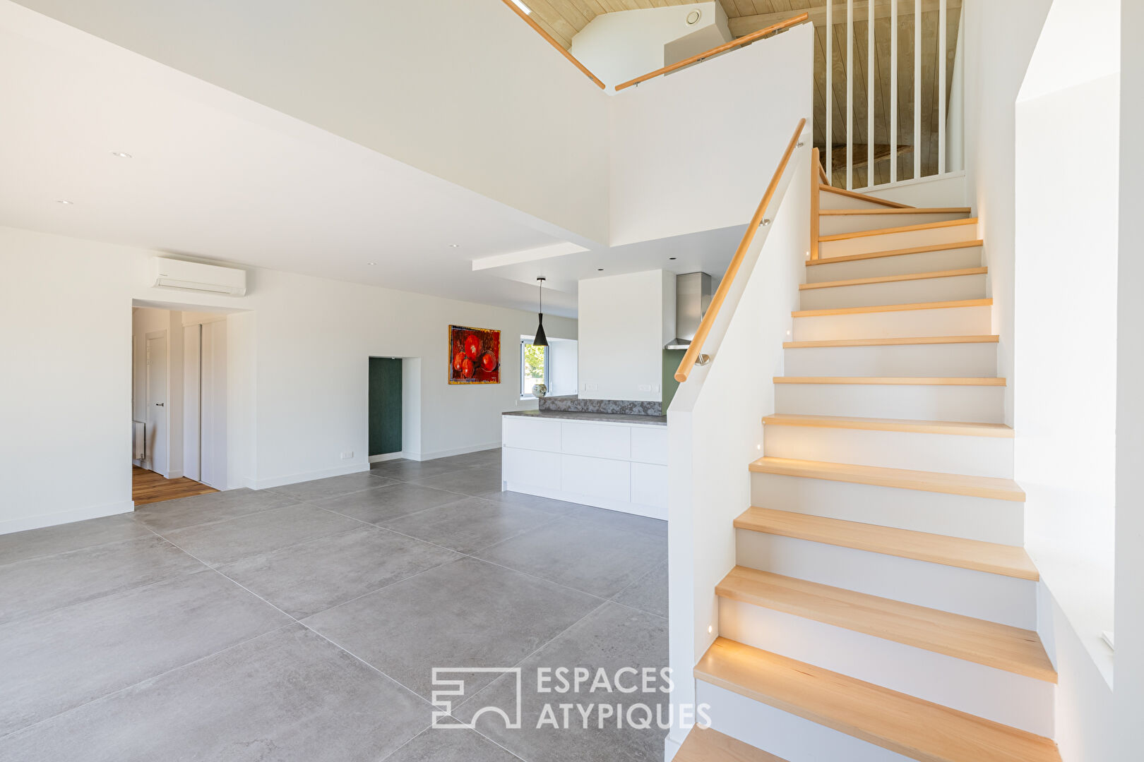 Rénovation moderne à la vue exceptionnelle