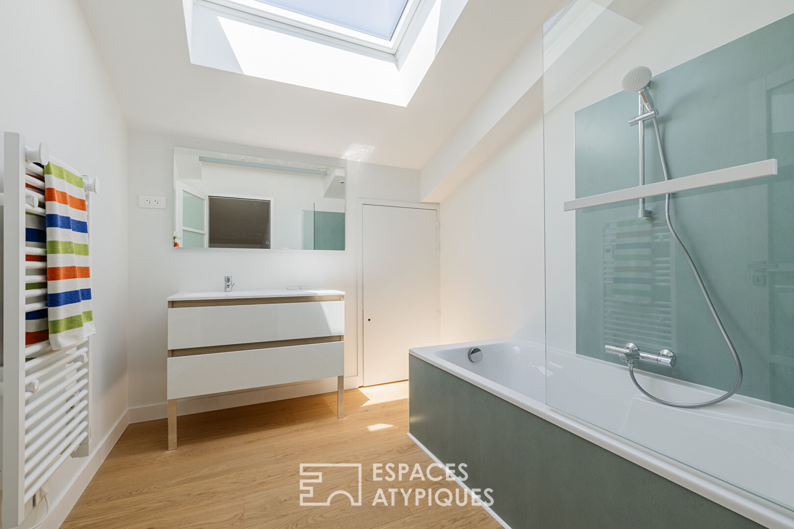 Rénovation moderne à la vue exceptionnelle