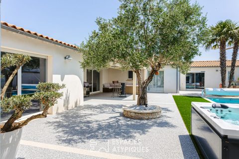 Intimate enclosed house near La Rochelle