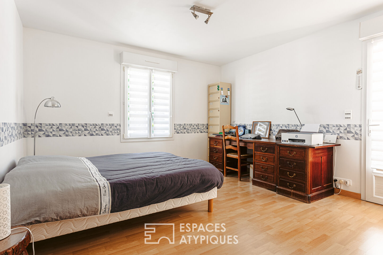 Intimate enclosed house near La Rochelle