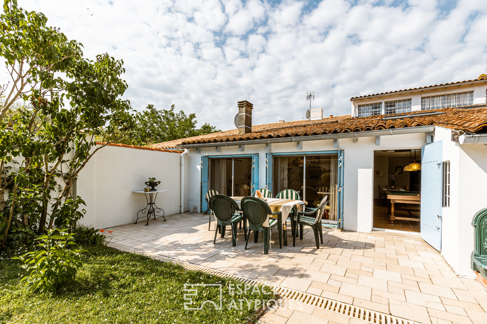 Villageoise romantique revisitée