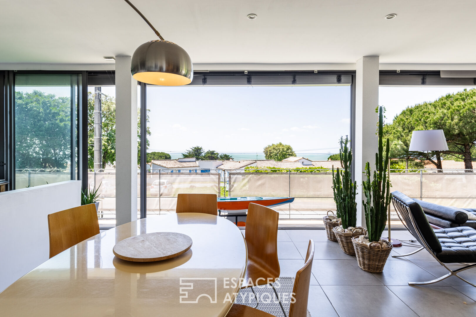 Bright contemporary with a contemplative sea view