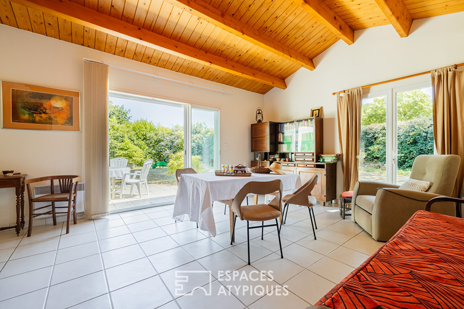 Pied à terre Oléronnais avec son jardin arboré