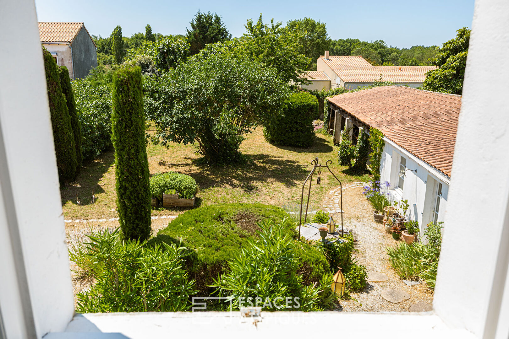 Family refuge at the gateway to the island of Oléron