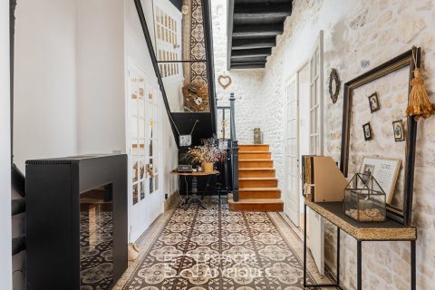 19th century building combining authenticity and the art of living
