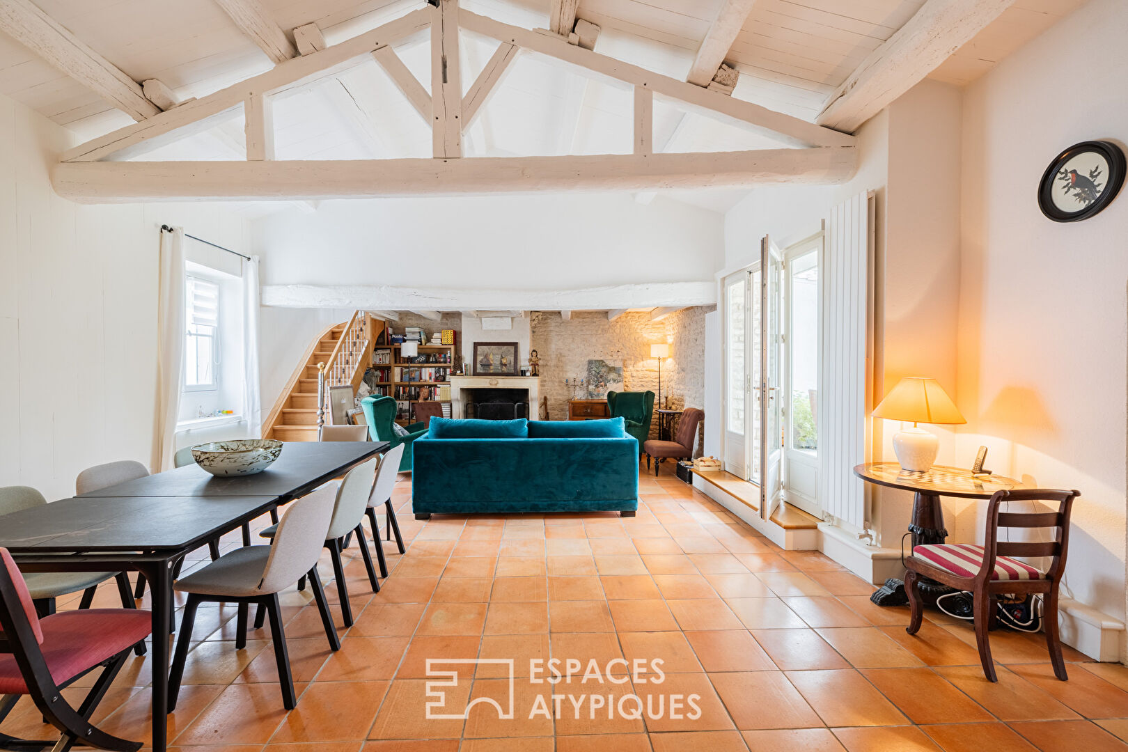 Maison de famille empreinte de quiétude