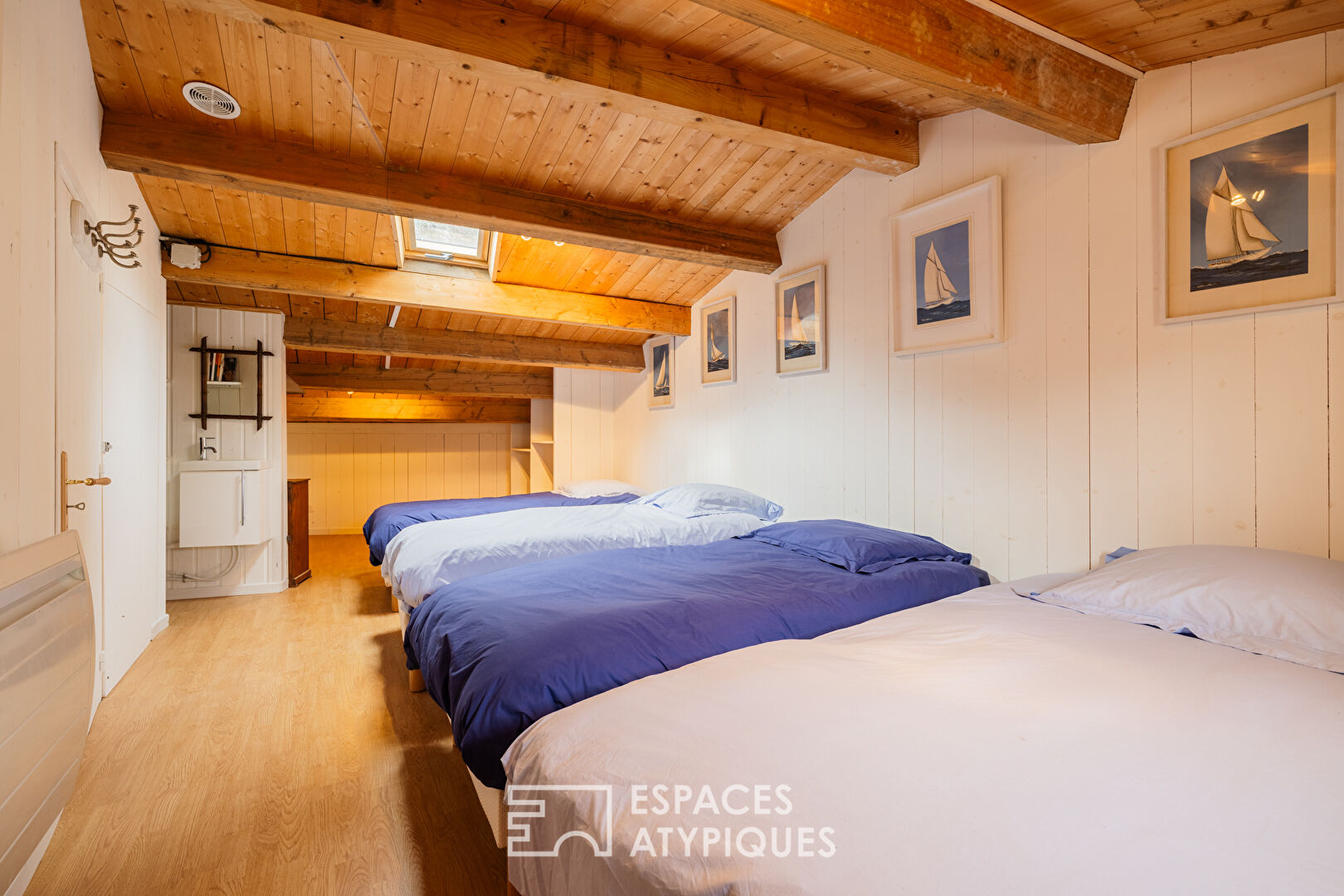 Maison de famille empreinte de quiétude