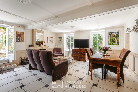 Maison familiale de caractère avec dépendances et piscine