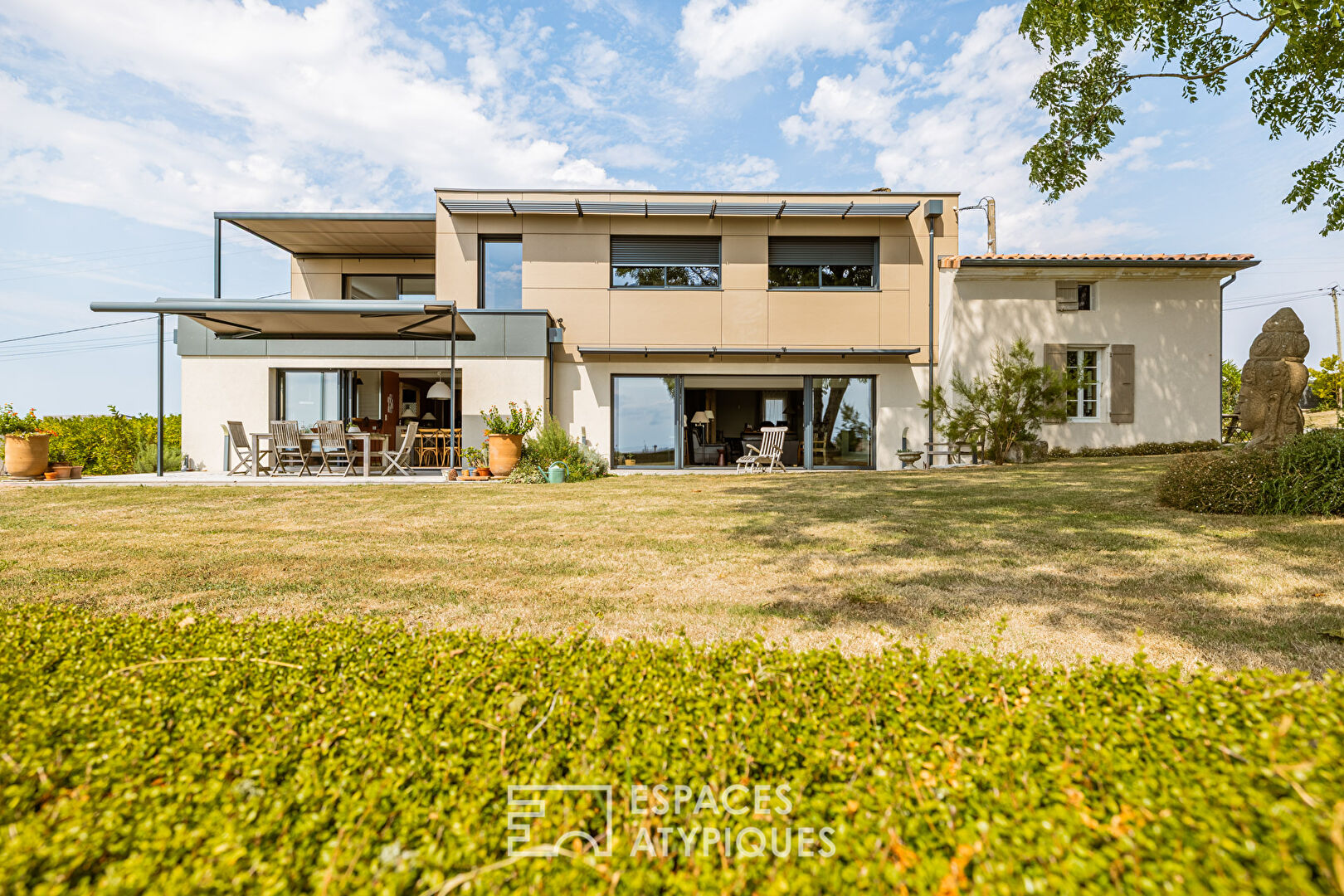 Propriété contemporaine avec vue imprenable