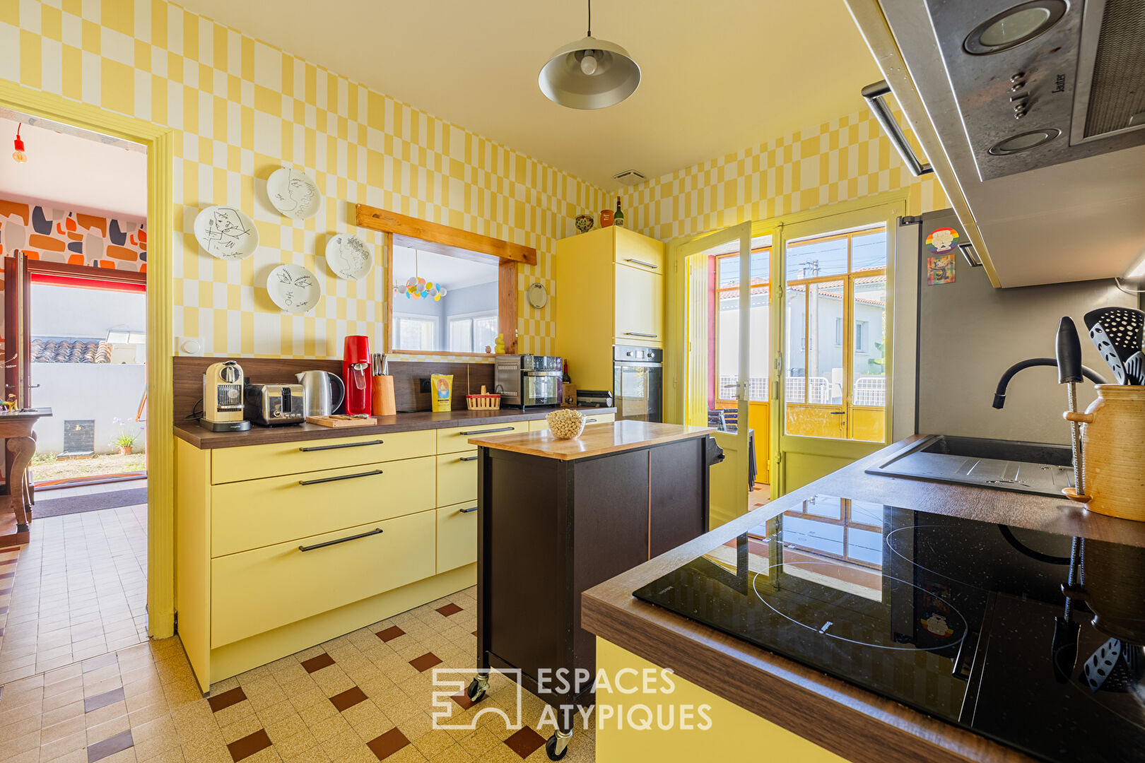 Maison au charme seventies et au design raffiné