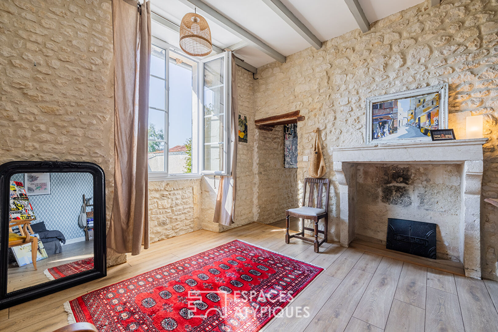 Farmhouse combining calm and authenticity