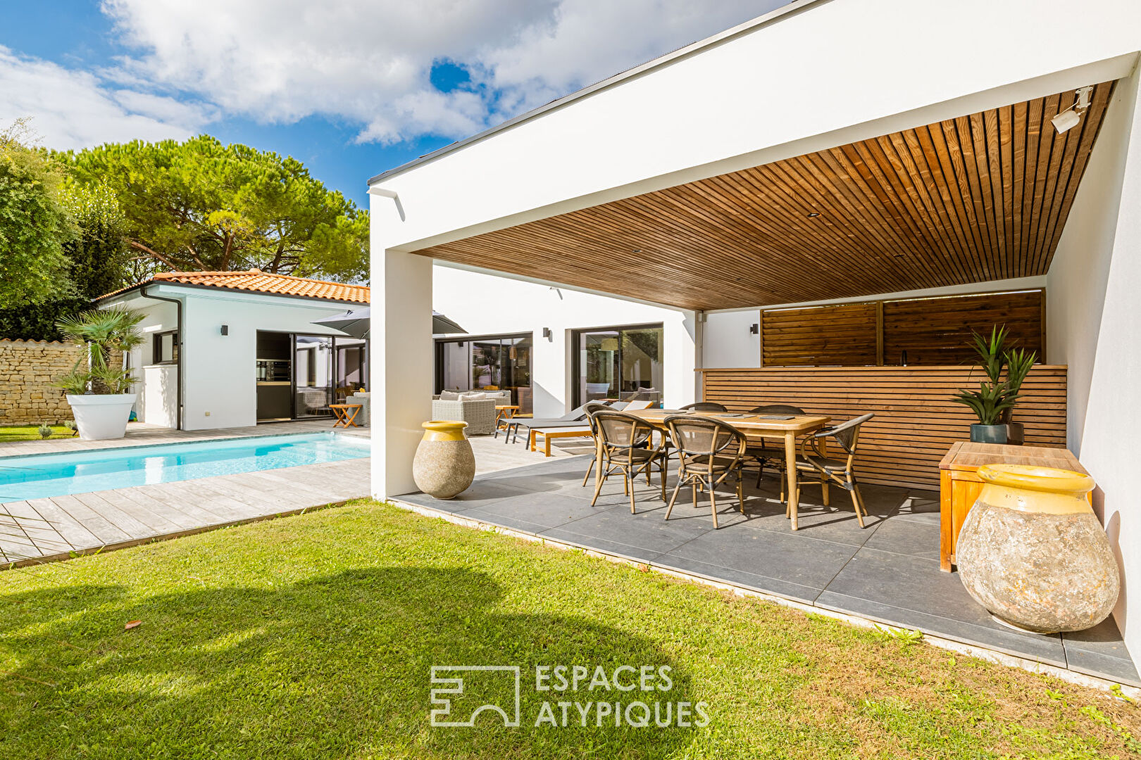 Exceptional contemporary