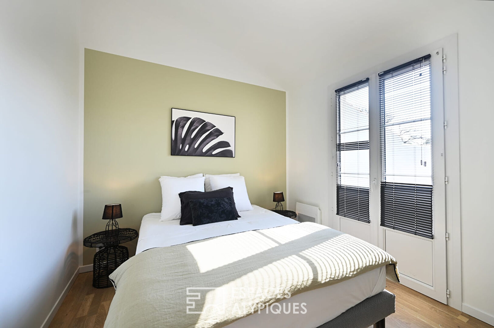 Exceptional villa between ocean and forest