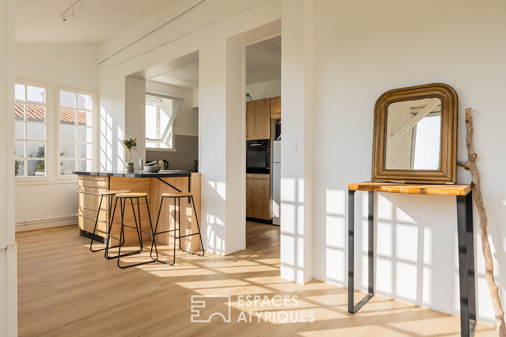 Old farmhouse combining character and elegance
