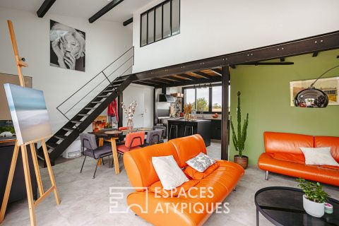 Contemporary house in a quiet location