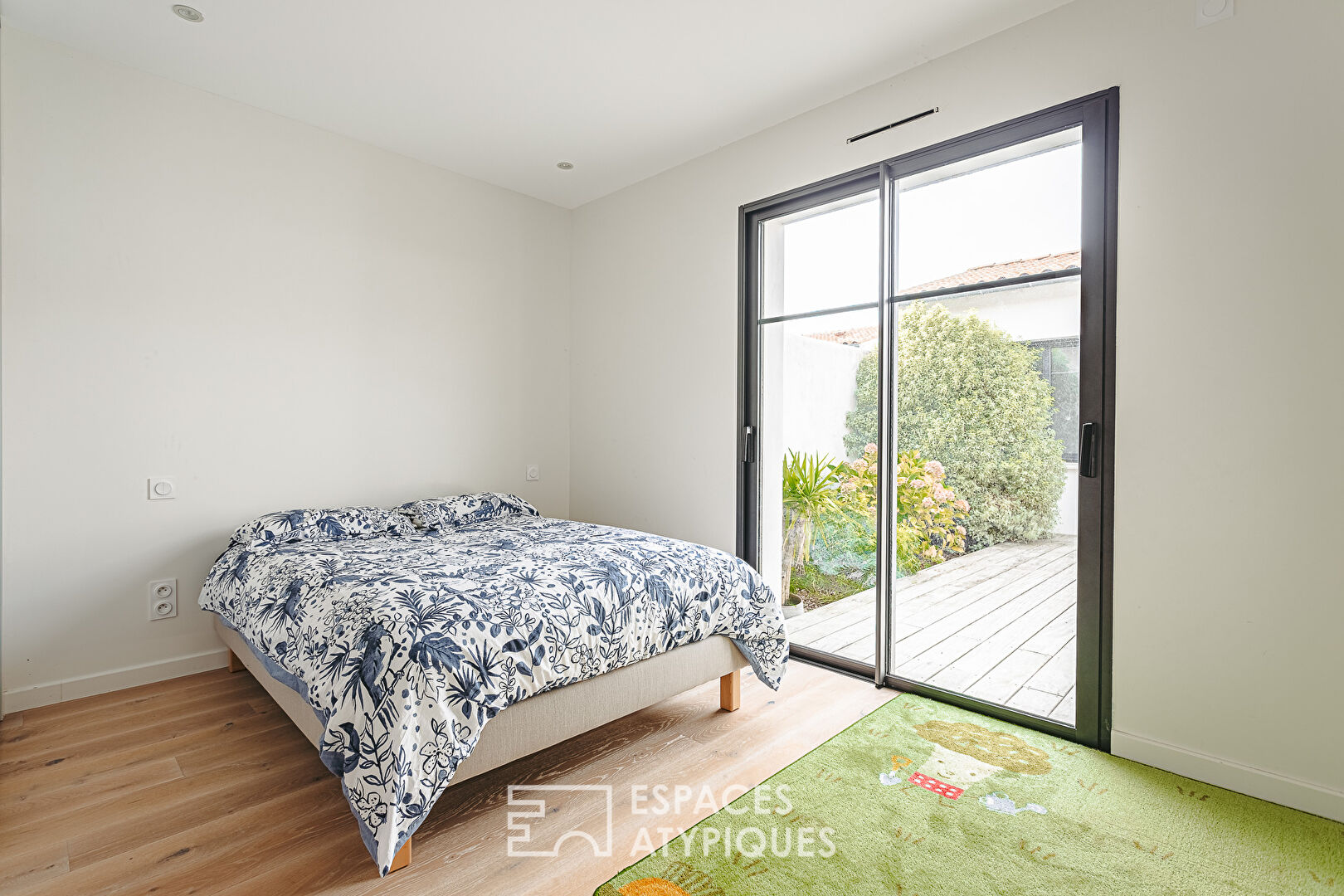 Maison contemporaine soignée aux accents scandinaves