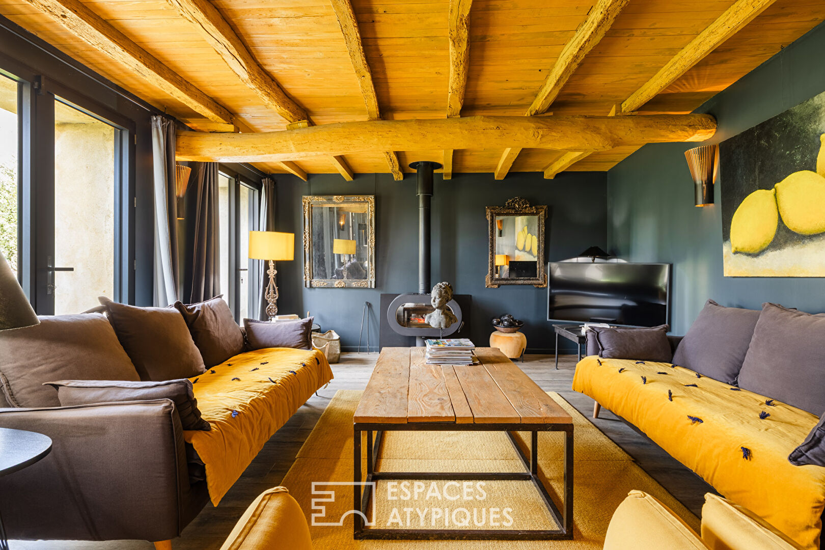 Charentaise au caractère affirmé métamorphosé en écrin d’élégance