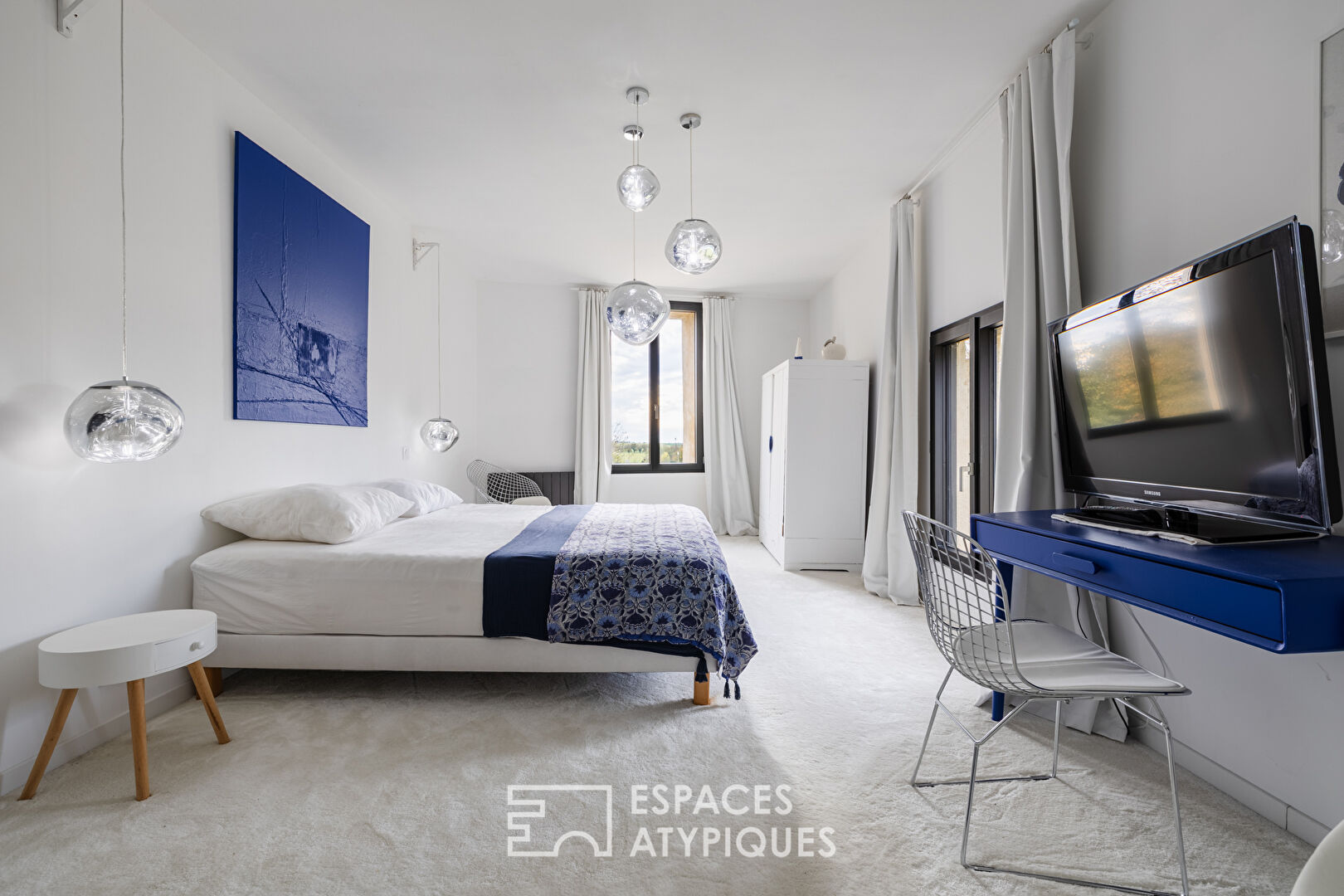 Charentaise au caractère affirmé métamorphosé en écrin d’élégance