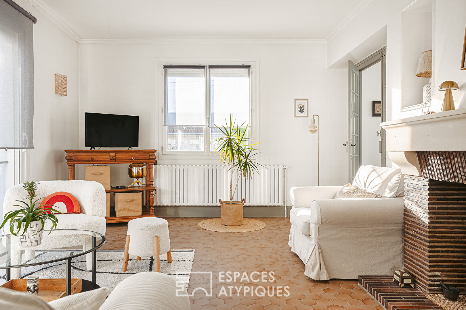 Maison au calme avec garage hors norme dans le quartier de La Trompette