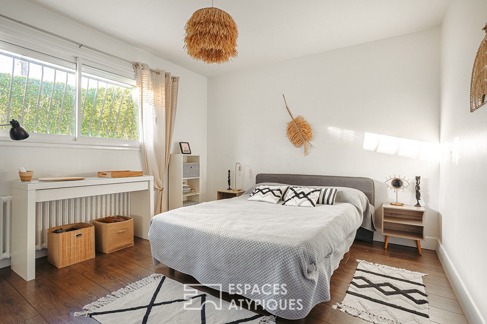 Maison au calme avec garage hors norme dans le quartier de La Trompette