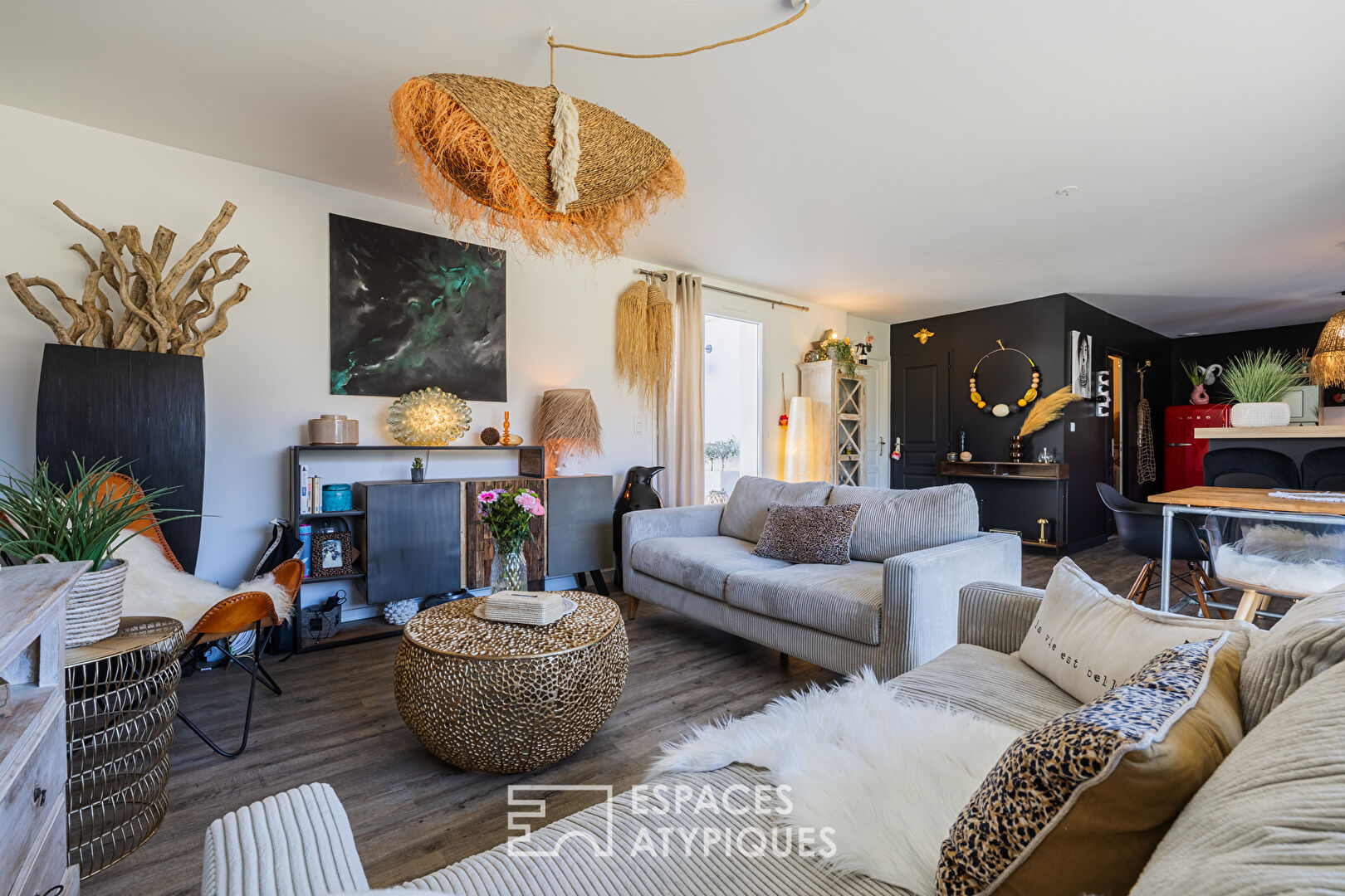 The charm of a village house, between tradition and the good life