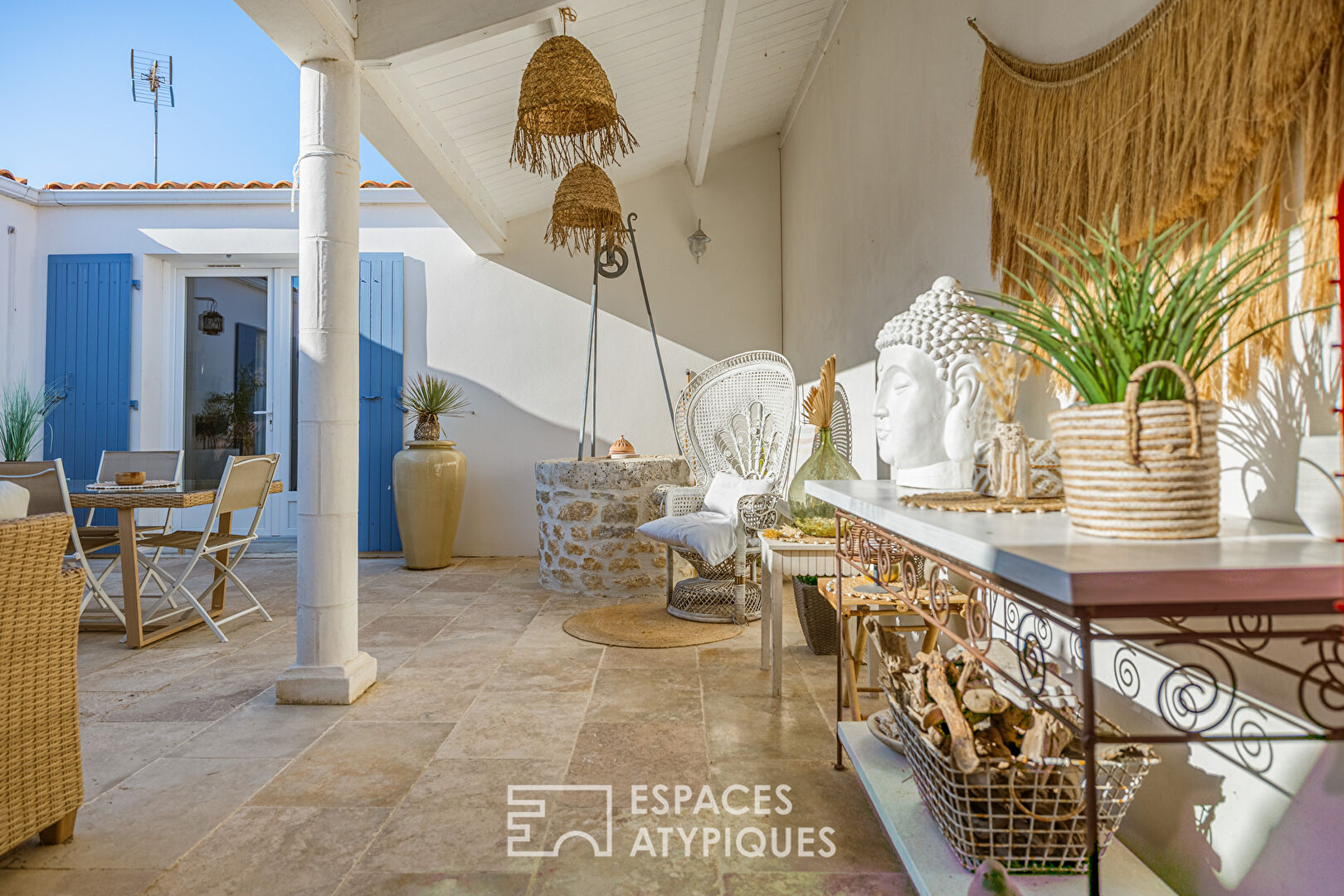 The charm of a village house, between tradition and the good life