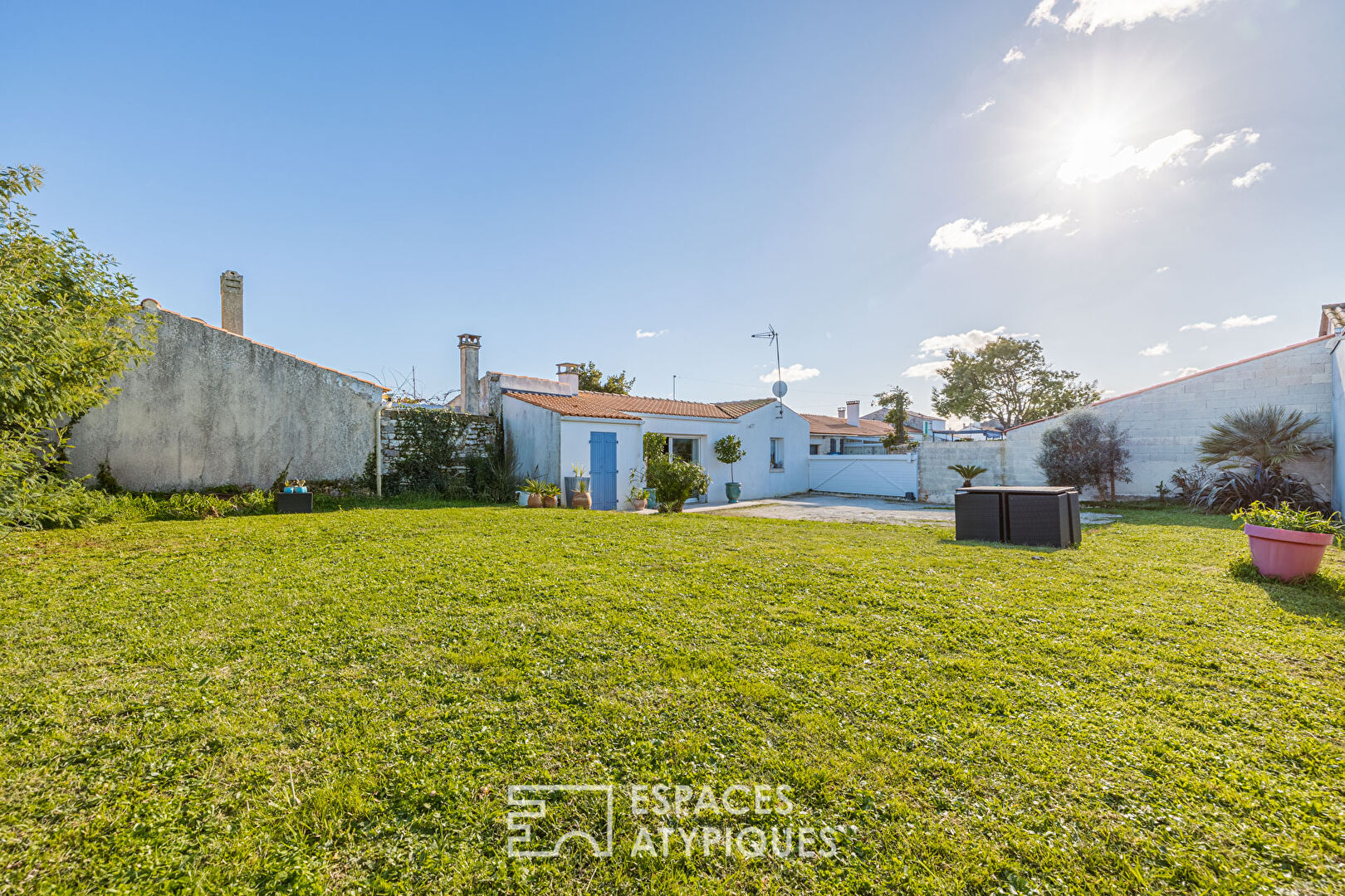 The charm of a village house, between tradition and the good life