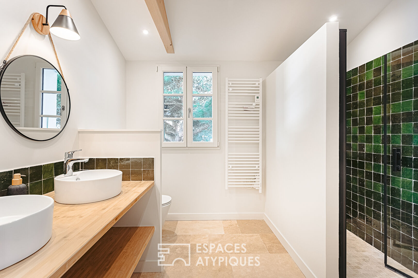 Élégante maison neuve au coeur du village