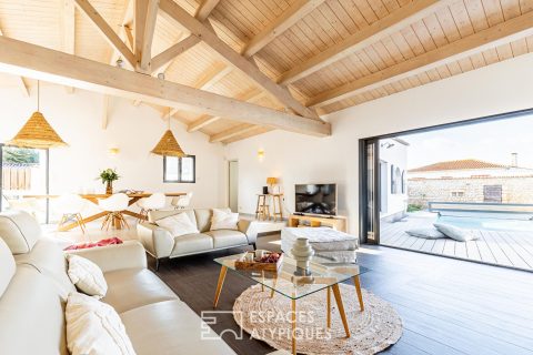 Villa contemporaine aux volumes XXL, véritable antre familial