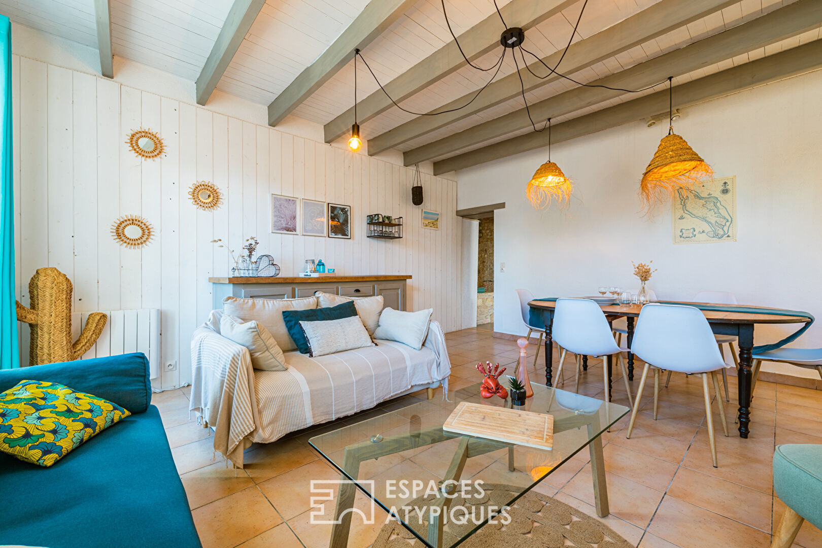 Authentique maison de village en pierre au charme d’antan