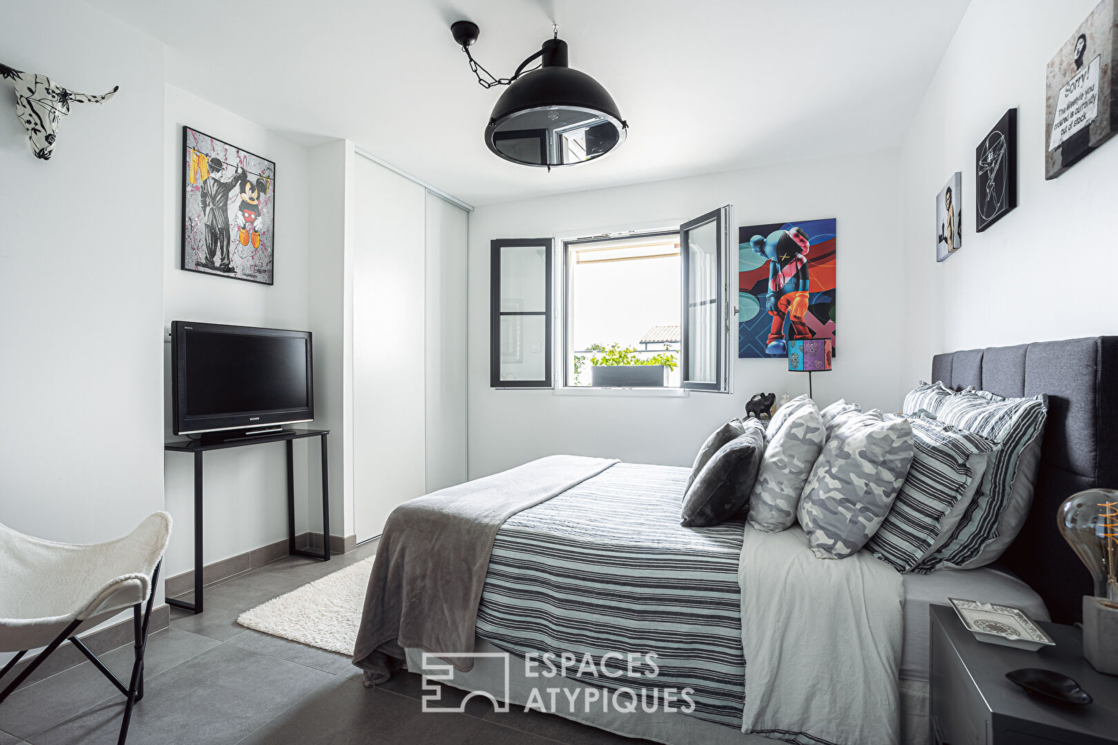 Contemporaine au parc paysagé