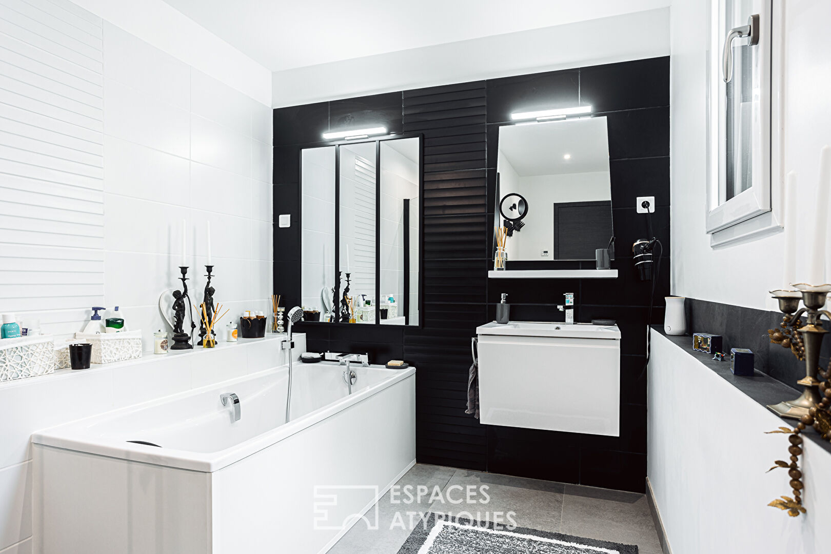 Contemporaine au parc paysagé