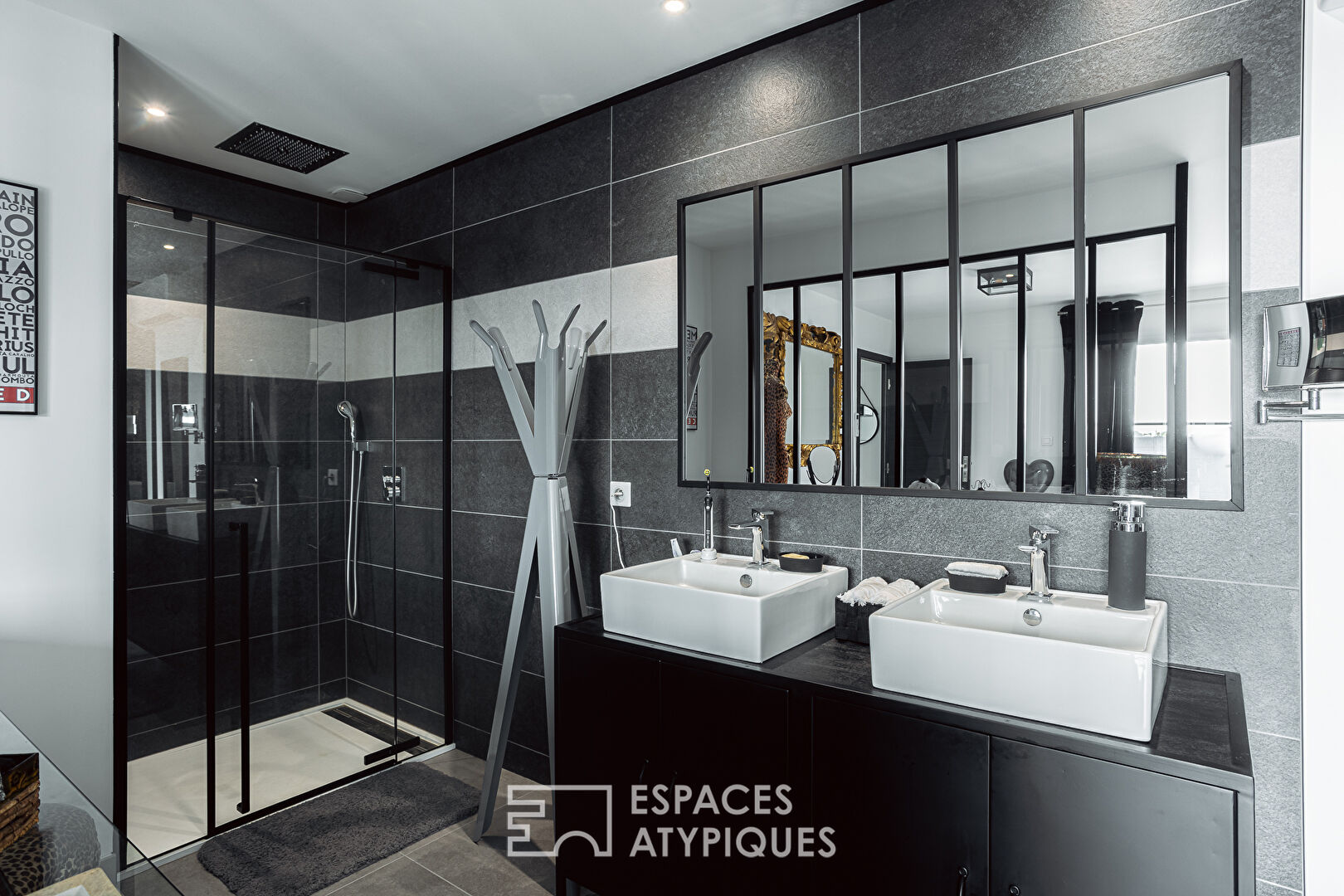 Contemporaine au parc paysagé