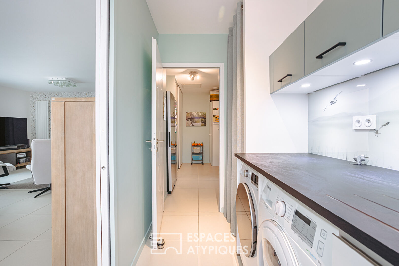 Contemporary elegance and a relaxed lifestyle