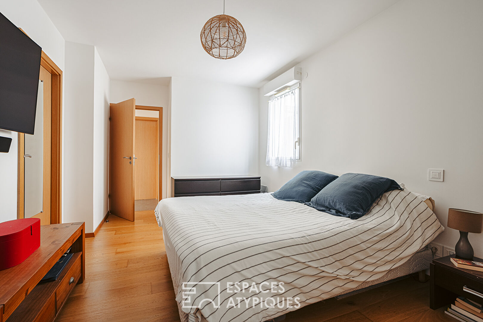 Penthouse lumineux à la vue panoramique et son garage XXL