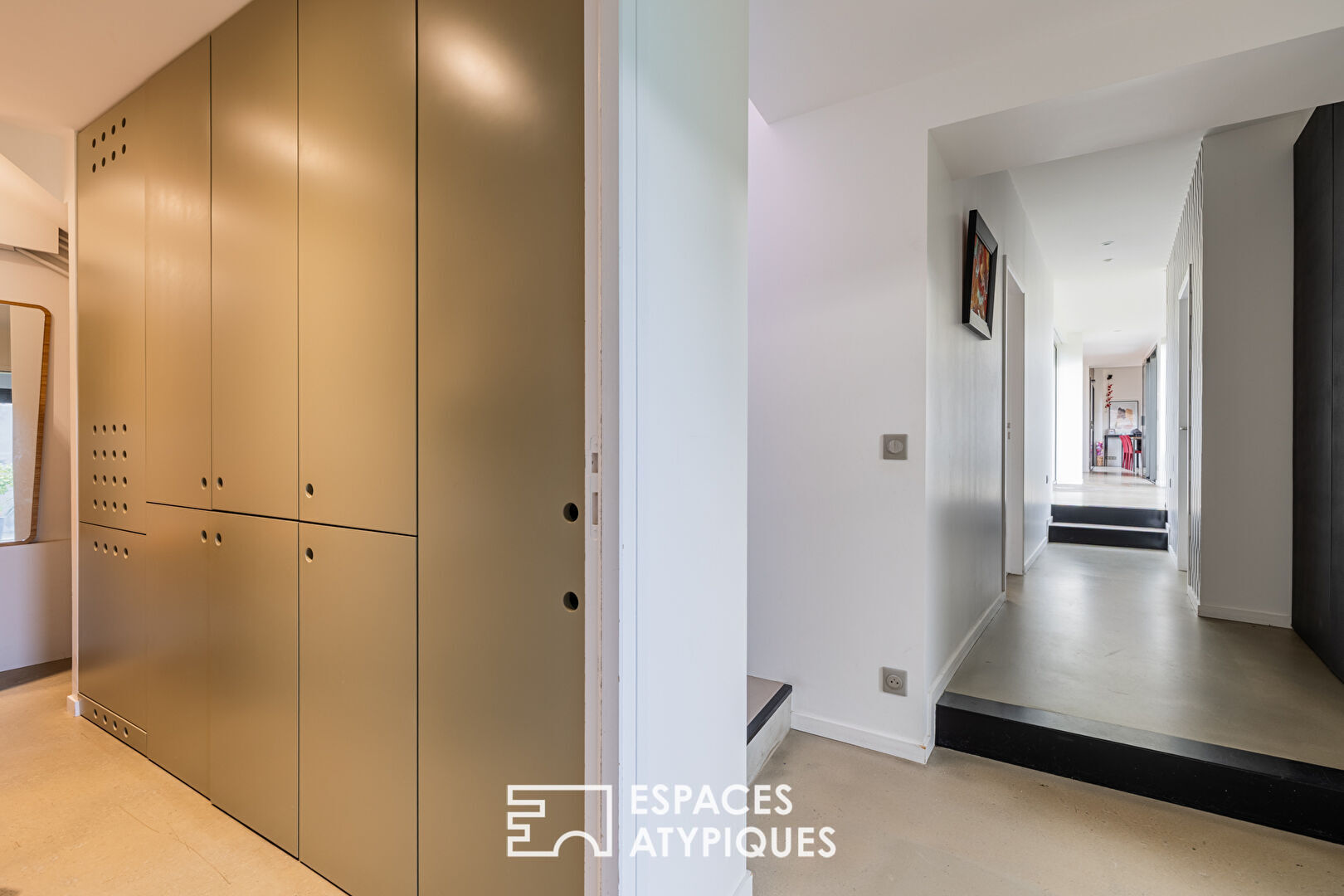 An urban oasis for this contemporary woman from La Rochelle