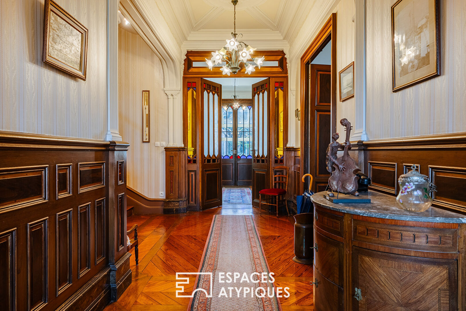 Majestueuse villa bourgeoise de 1891 entre art de vivre et patrimoine