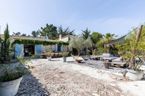 Propriété d&rsquo;exception au coeur d&rsquo;un parc arboré, entre authenticité et art de vivre