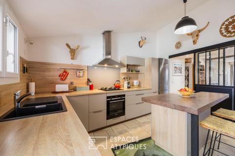 Charentaise de caractère, rénovation singulière et charme de la pierre