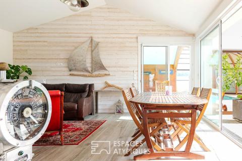 Architecture singulière et piscine toutes saisons à deux pas du littoral