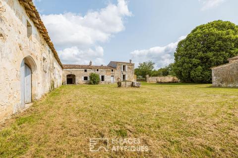 Authentique corps de ferme charentais à réinventer