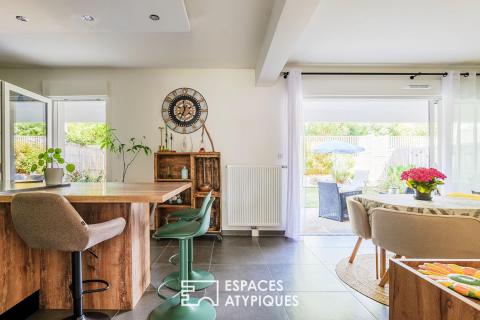 Appartement contemporain avec jardin et garage