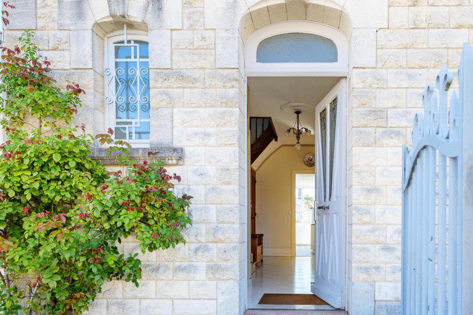 Beau potentiel pour cette villa 1930 quartier Trompette