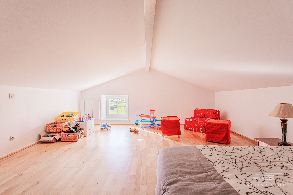 Prestigieuse Charentaise en deux logements
