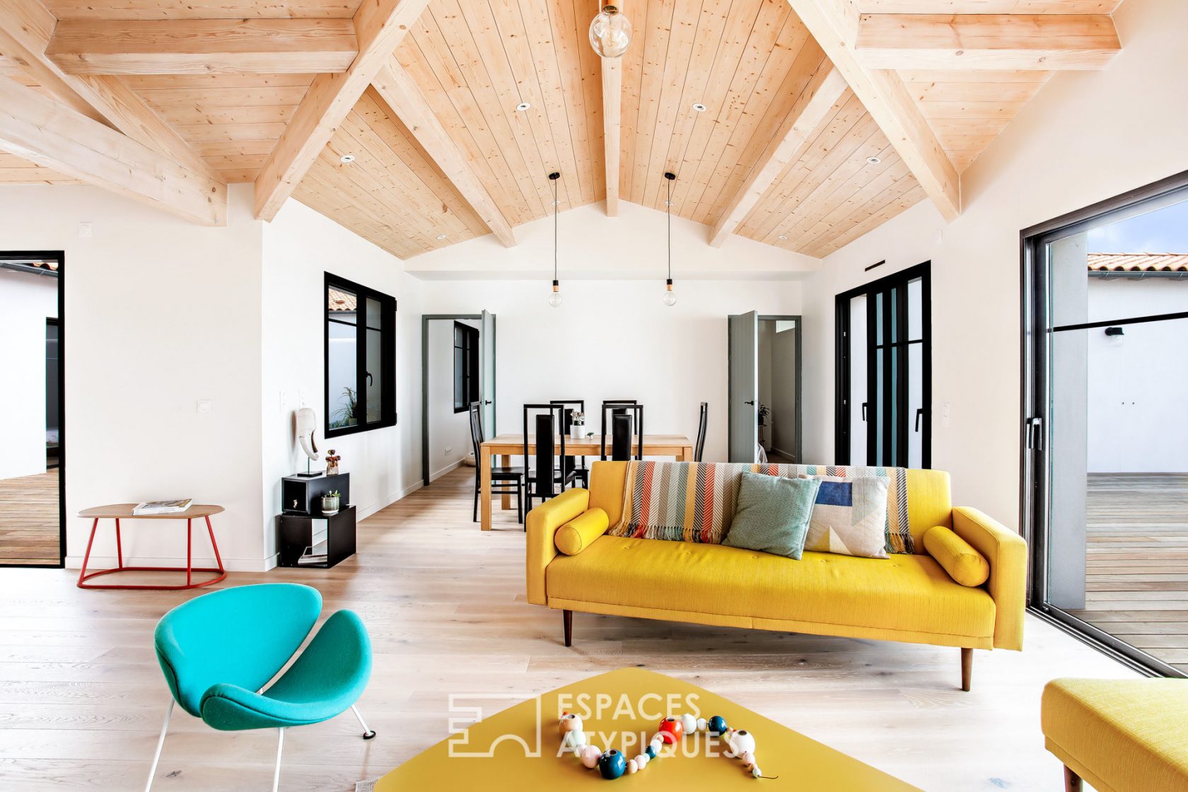 Contemporaine aux accents scandinaves