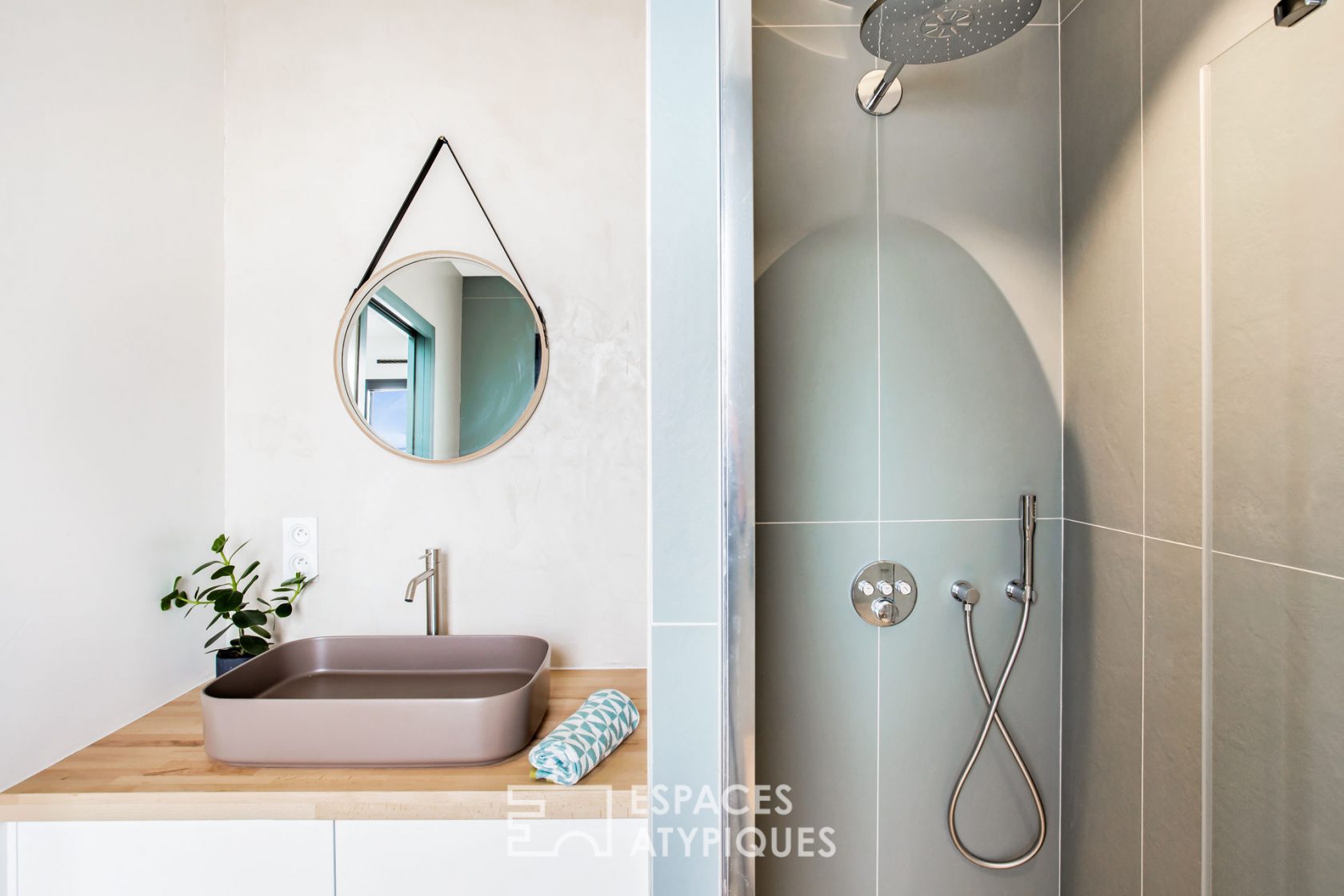 Contemporaine aux accents scandinaves