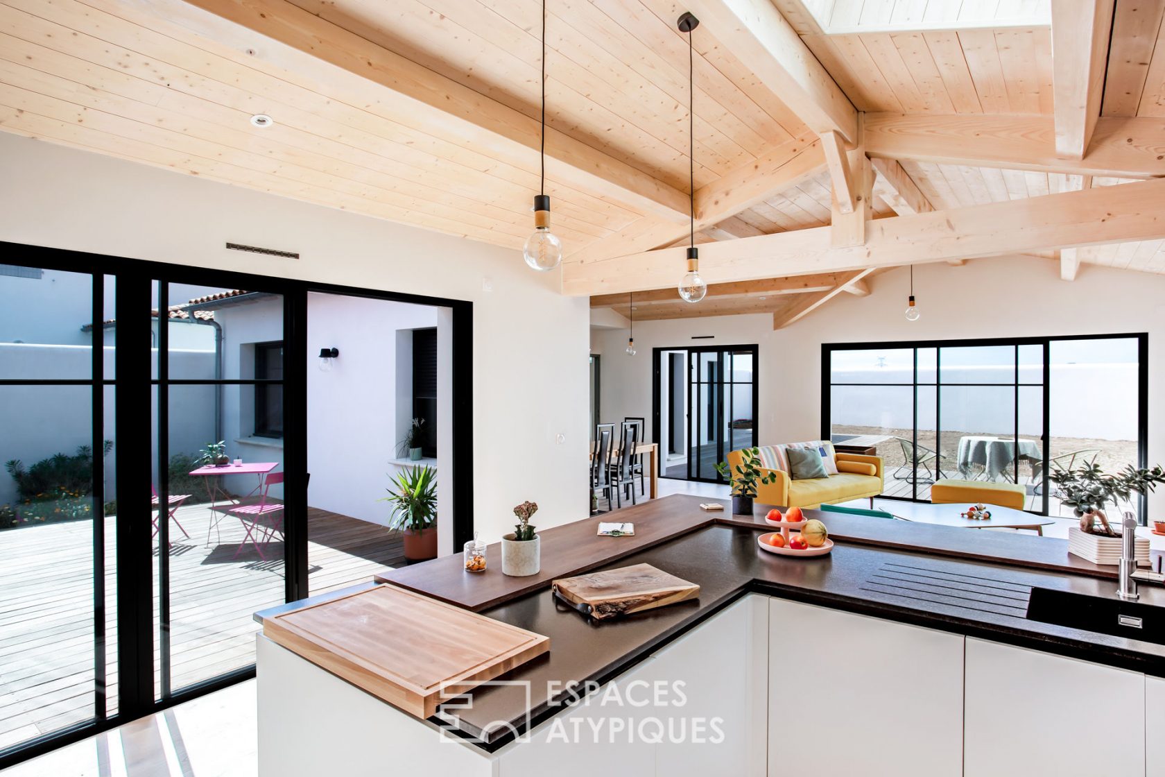Contemporaine aux accents scandinaves