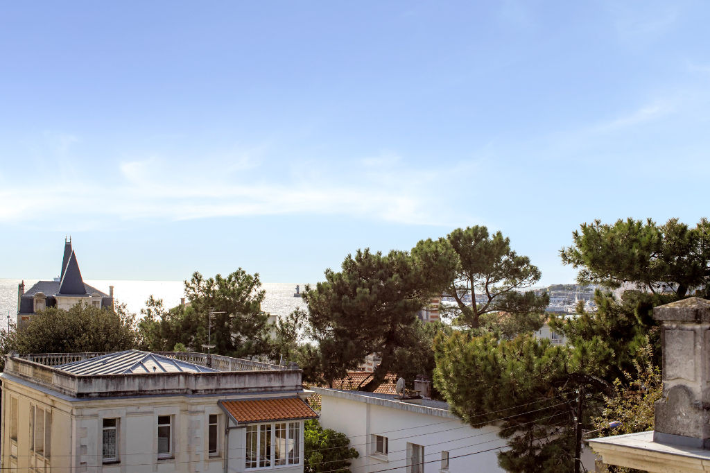La belle des années 30, au coeur du parc