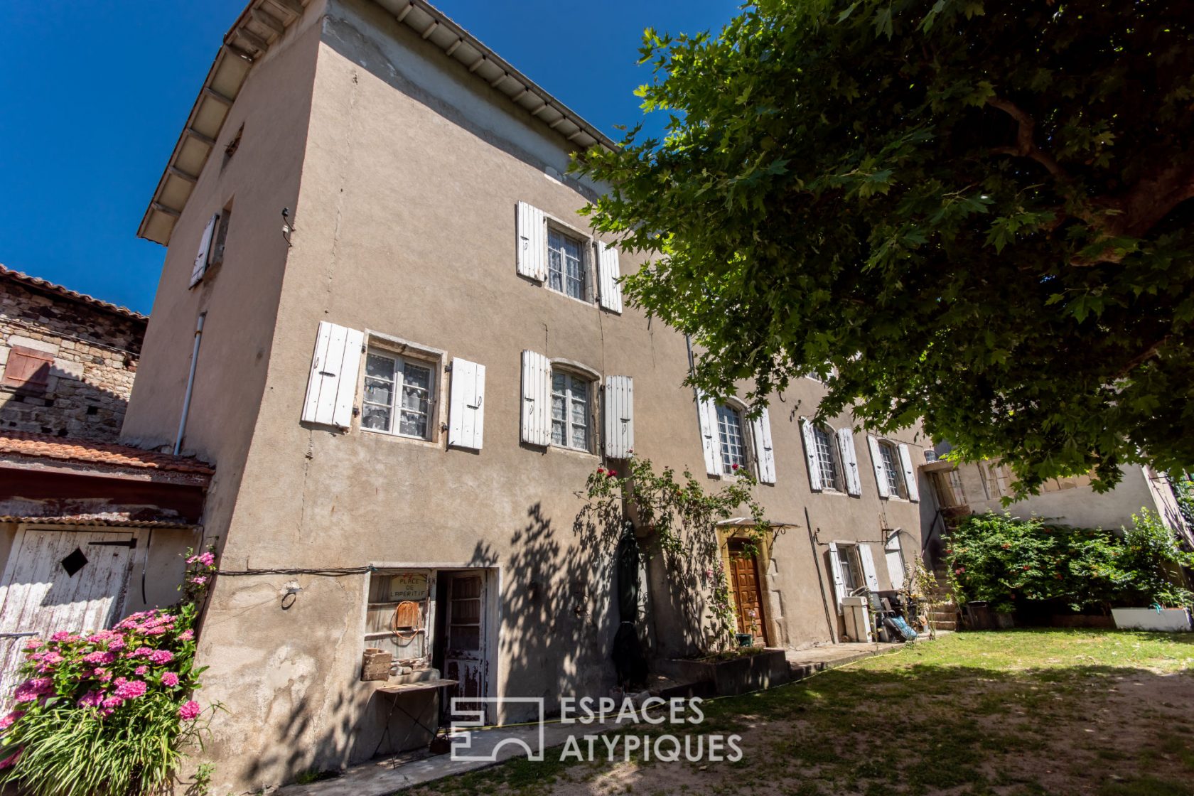 Maison Thueyts 30 pièce(s) 600 m2